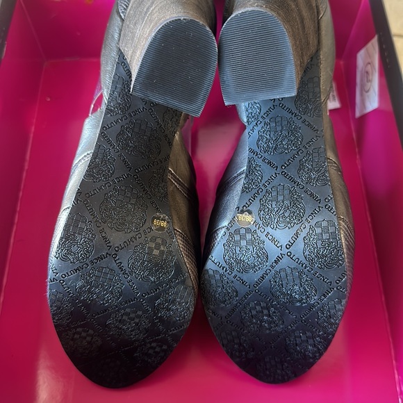 Vince Camuto Gabby Heel - Picture 6 of 10